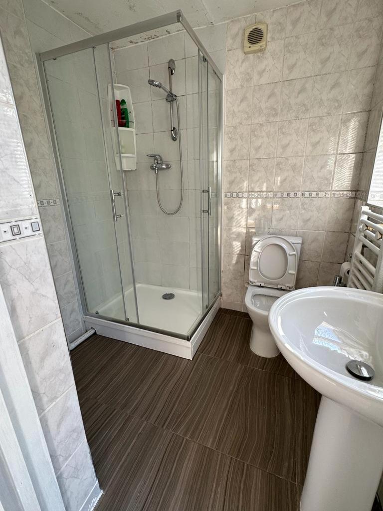 1 En-Suite With Private Entrance & Free Parking オックスフォード エクステリア 写真